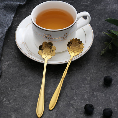 Ensemble de 8 Cuillères en Acier Inoxydable à Motifs Floraux - Cuillères Élégantes pour Café, Thé & Dessert avec Des Designs de Fleurs Uniques en Argenté ou Doré