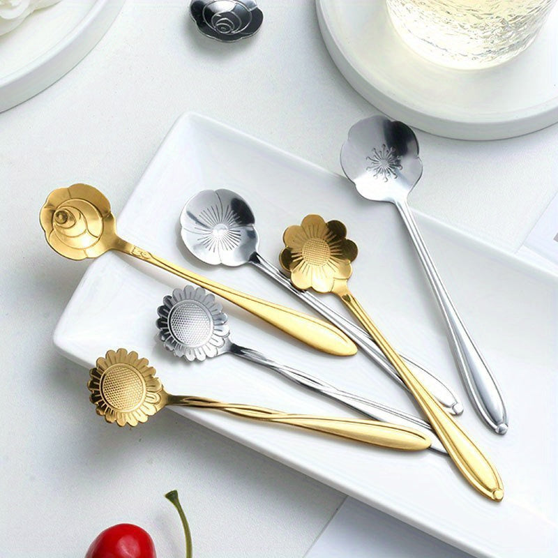 Ensemble de 8 Cuillères en Acier Inoxydable à Motifs Floraux - Cuillères Élégantes pour Café, Thé & Dessert avec Des Designs de Fleurs Uniques en Argenté ou Doré