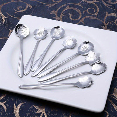Ensemble de 8 Cuillères en Acier Inoxydable à Motifs Floraux - Cuillères Élégantes pour Café, Thé & Dessert avec Des Designs de Fleurs Uniques en Argenté ou Doré
