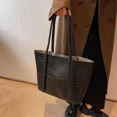 Iversen™ Betina | Sac à épaule vintage en cuir brun avec imprimé crocodile