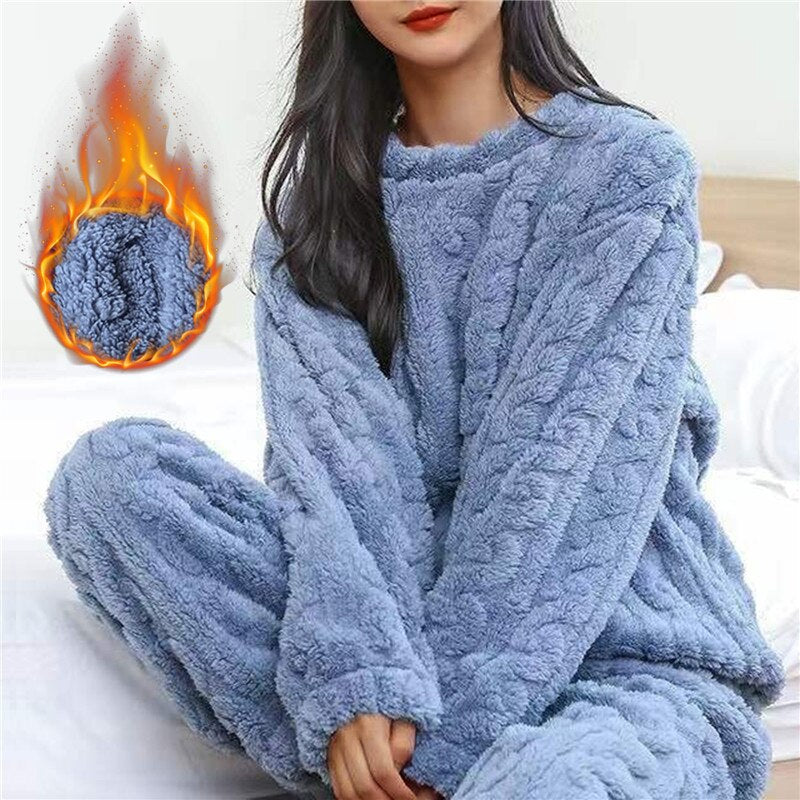 Patricia - Pyjama en polaire pour femme.
